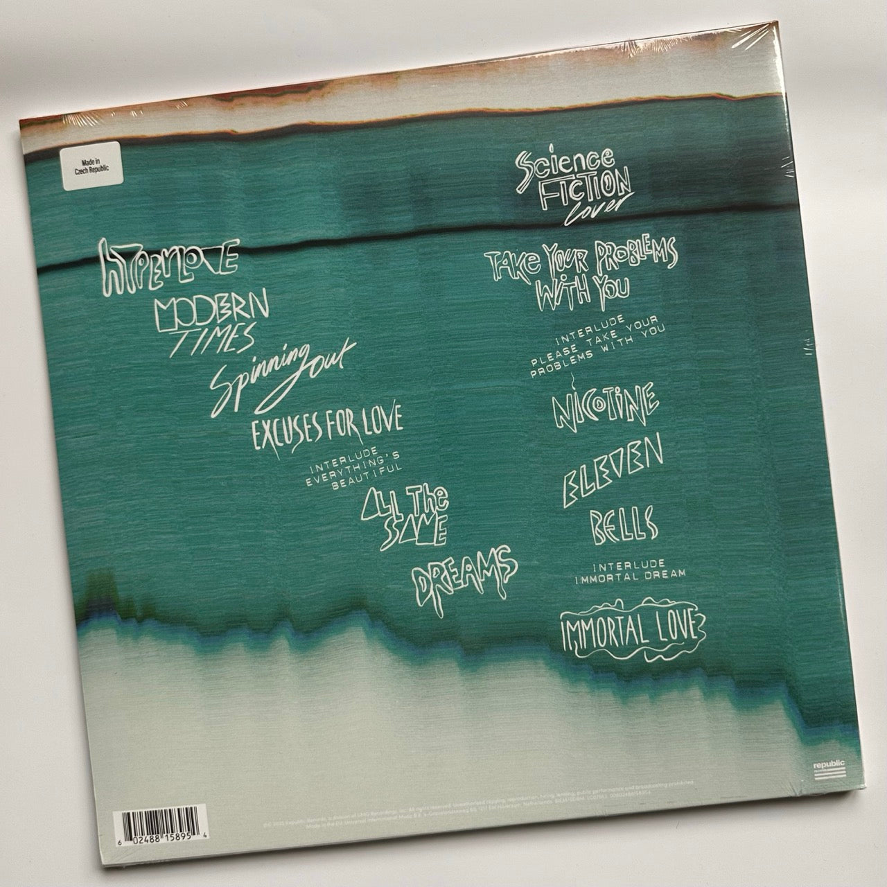 mika hyperlove album back cover