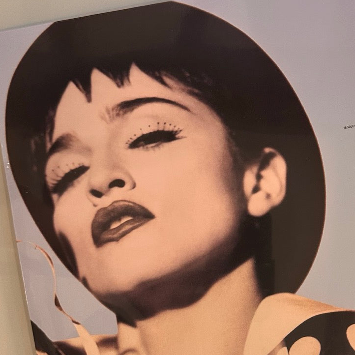 madonna immaculate collection album back cover zoom