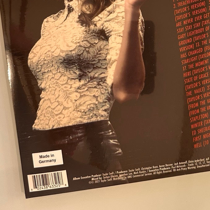 Taylor Swift - Red (Taylor's Version) 4xLP Vinyl barcode detail