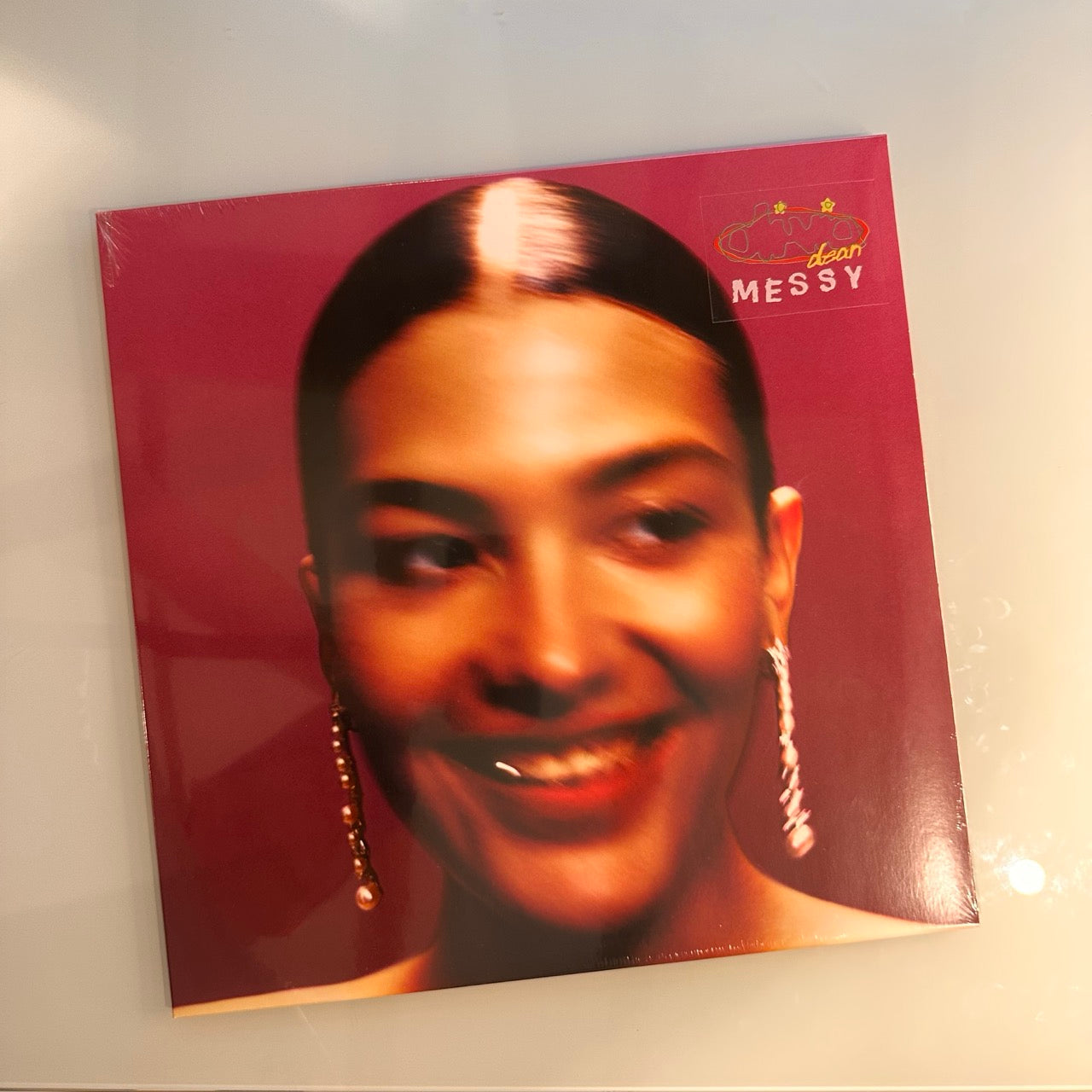 olivia dean messy vinyl front cover