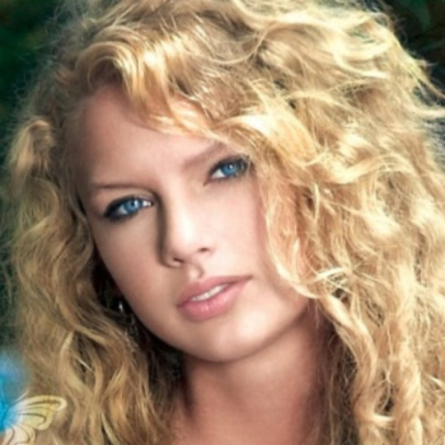 TAYLOR SWIFT - Self Titled, 2xLP vinyl close up 
